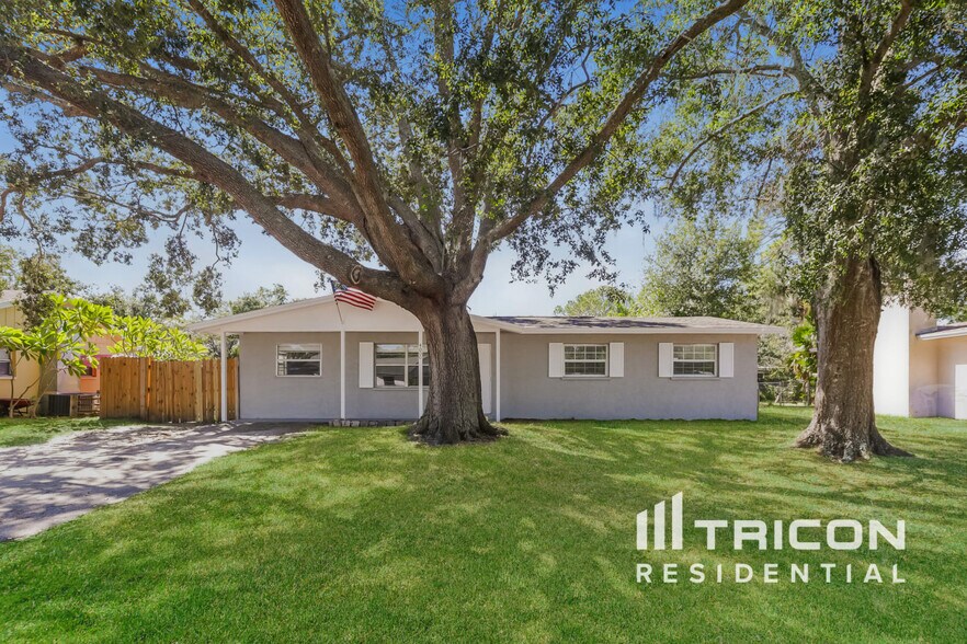 Primary Photo - 4000 Berkshire Dr