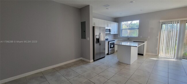 Building Photo - 388 NE 208th Terrace