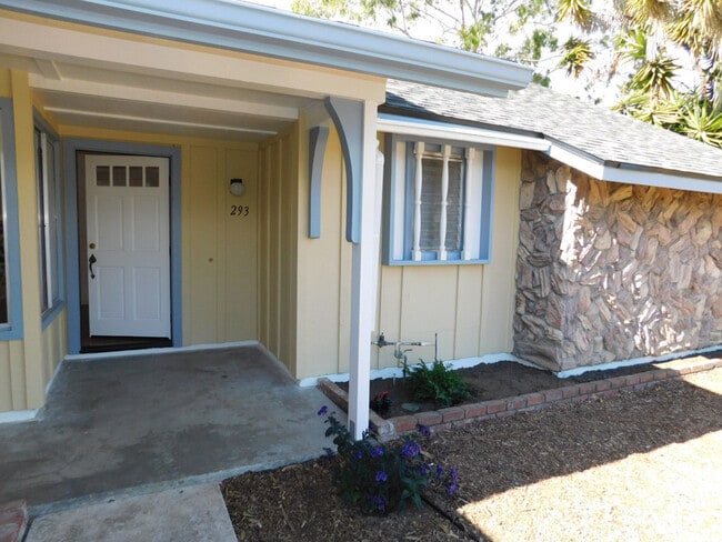 Building Photo - Charming 3 Bedroom Home in North Goleta