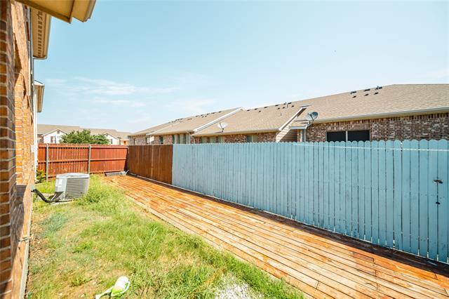 Building Photo - 4150 Florence Dr