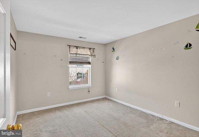 Building Photo - 1062 Lamberton St