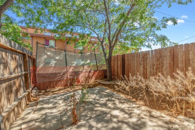 Building Photo - 3261-3267 Gypsum