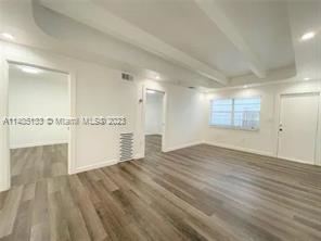 Building Photo - 2 br, 1 bath Condo - 1245 Pennsylvania Ave...