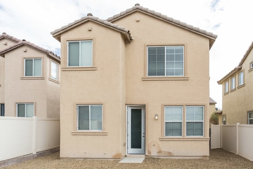 Building Photo - 5293 Brazelton St