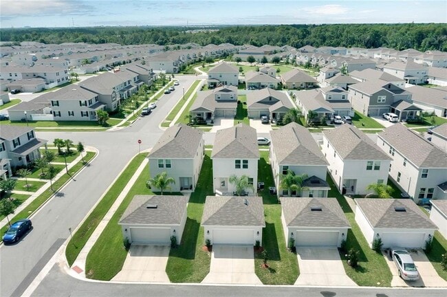 Building Photo - 15121 Book Club Rd