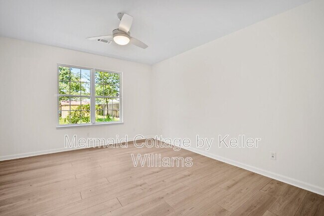 Building Photo - 7 Grandiflora Ln
