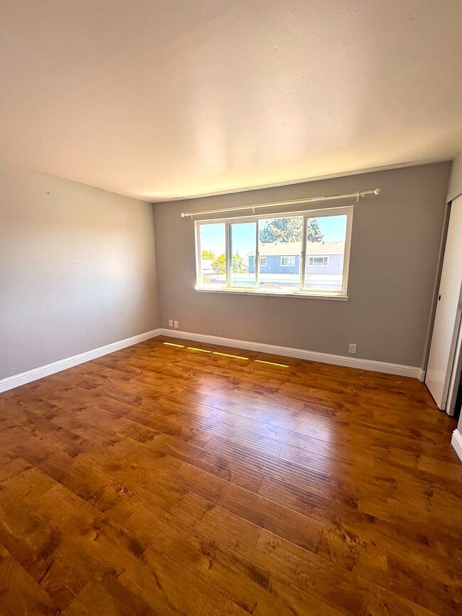 Building Photo - 4606 Granada Way
