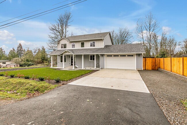 Building Photo - Award winning school district! 4 bedroom with RV and boat parking!