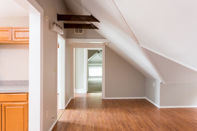 Building Photo - Eastern Parkway