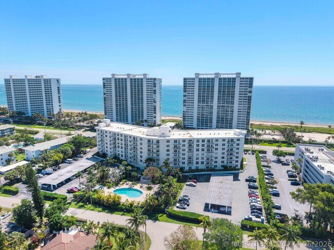 Building Photo - 2851 S Ocean Blvd