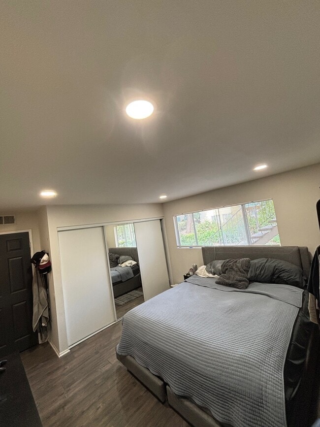 Building Photo - 5700 Etiwanda Ave