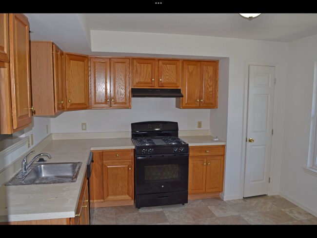 Building Photo - 3807 Penns Dr