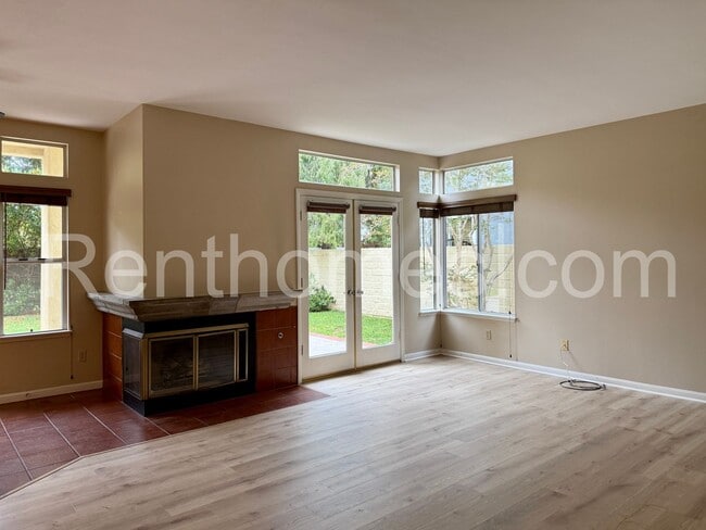 Building Photo - 12613 Crest Knolls Ct