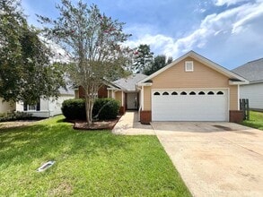 Building Photo - 2031 Sunny Dale Dr
