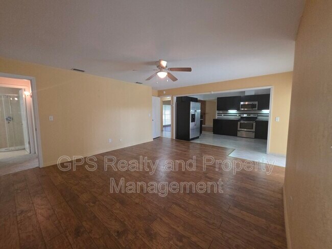 Building Photo - 640 Mariner Way