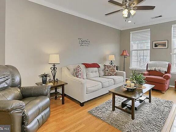 Building Photo - 4950 Brenman Park Dr
