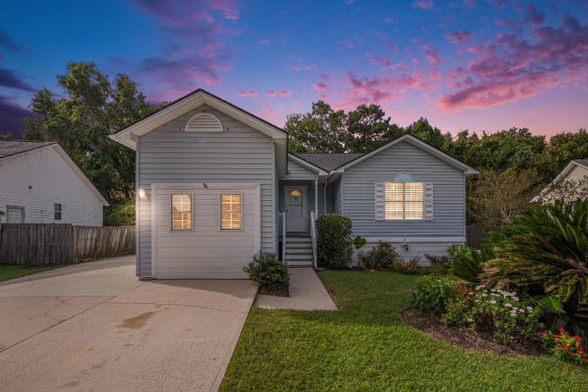 Building Photo - 1167 Landsdowne Dr