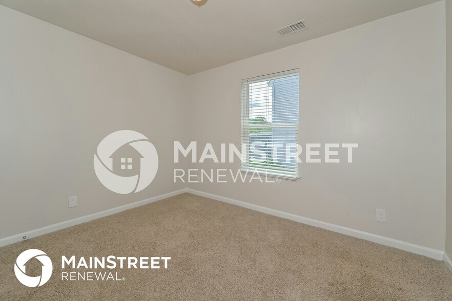 Building Photo - 4630 Hay Wagon Ln