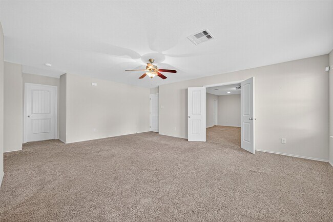 Building Photo - 14002 Wolftrap Ln