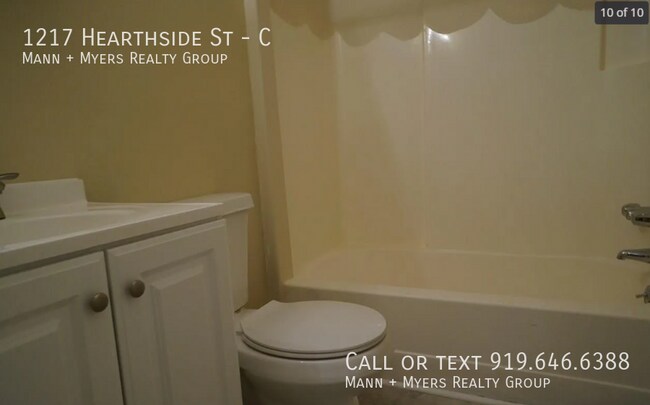 Building Photo - 1217 Hearthside St