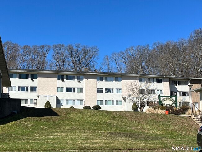 Building Photo - 32 Sigwin Dr