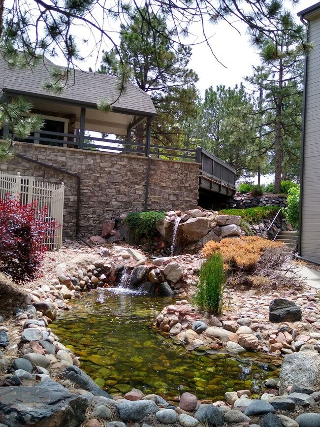Building Photo - Englewood/DTC Ground Floor 2 Bedroom 2 Bath Condo For Rent - Great Location and Amenities
