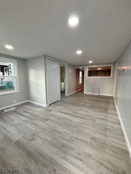 Building Photo - 12 School St