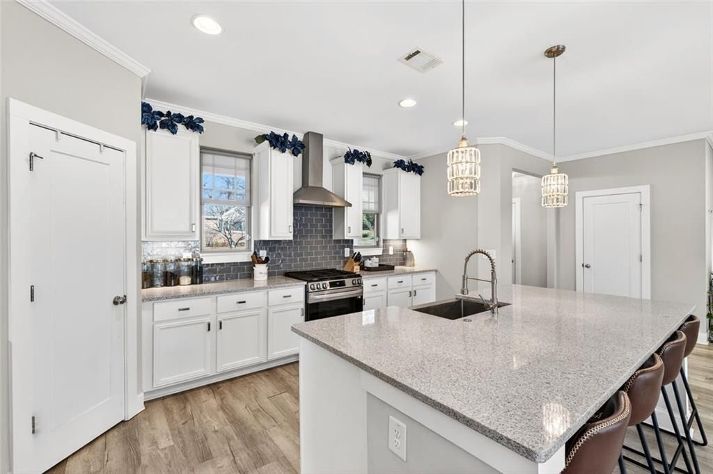 Building Photo - 5259 Cloud St