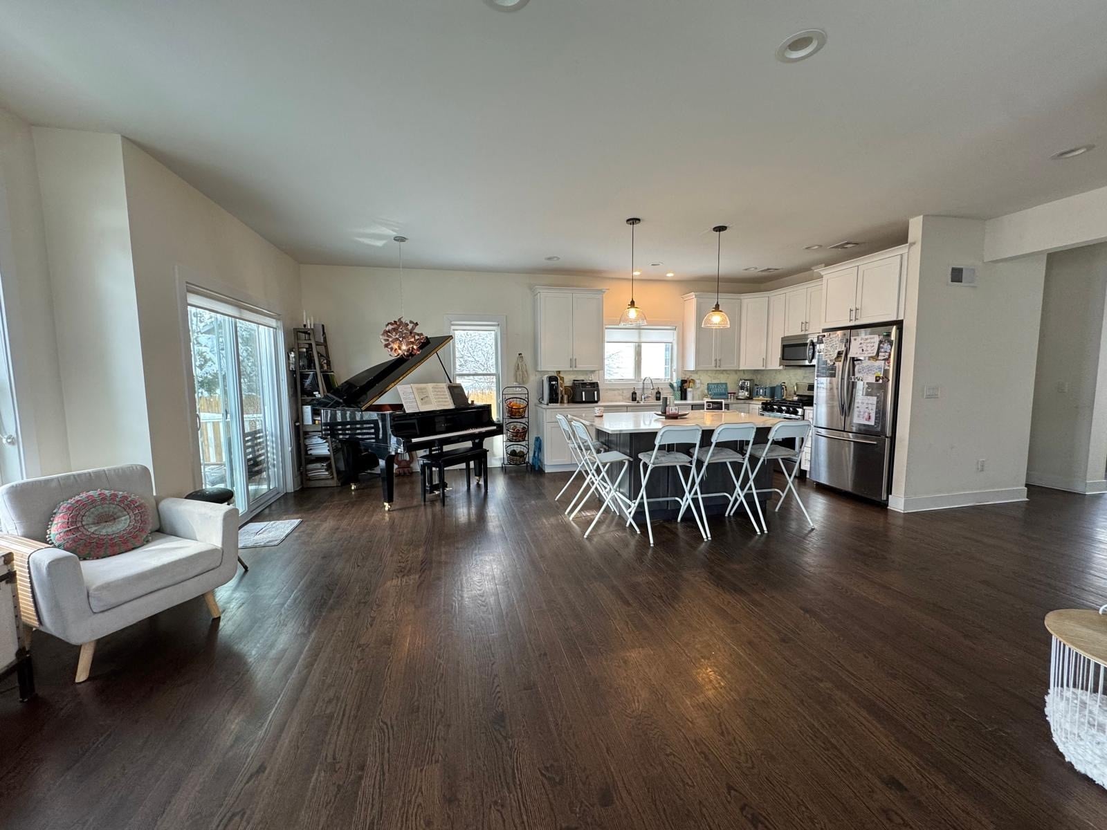 Building Photo - 94 Park Ave