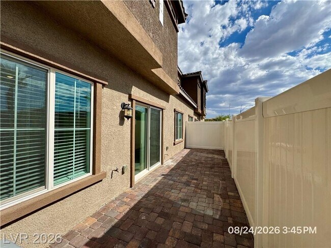 Building Photo - 859 Nova Heights St