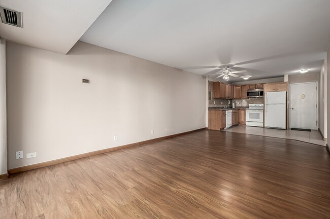 Building Photo - Wonderful One bed / One bath for rent in a...