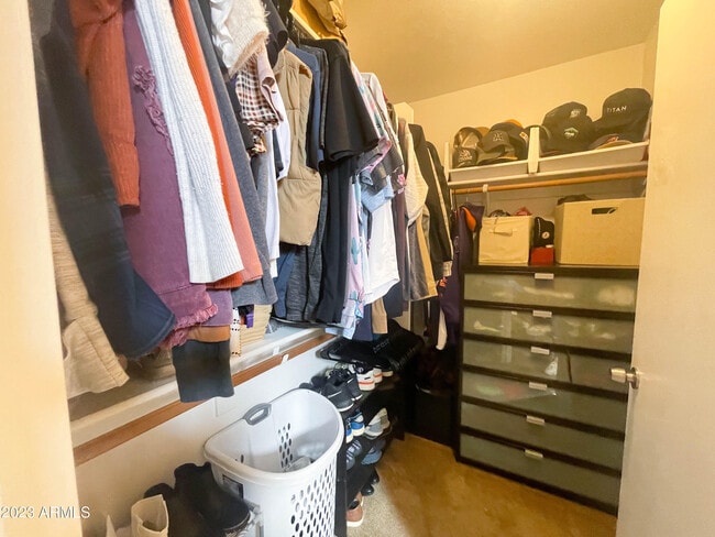 Building Photo - 1077 W Olive Ave