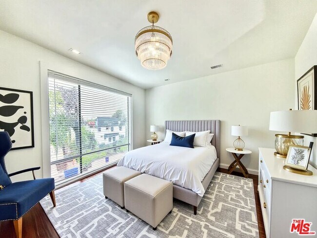 Building Photo - 5805 W 8th St