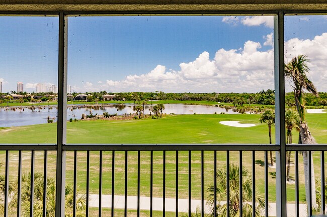 Building Photo - 4120 Bayhead Dr