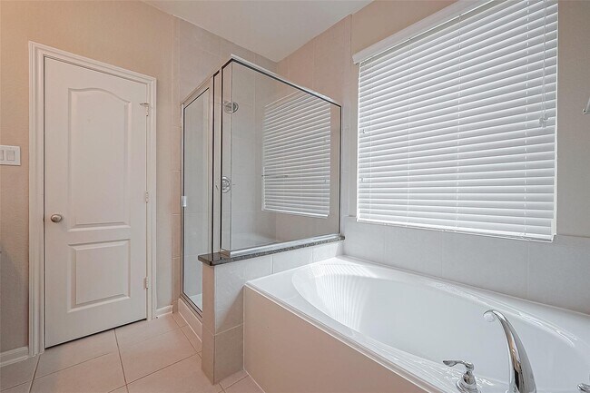 Building Photo - 16110 Swift Fox Ct