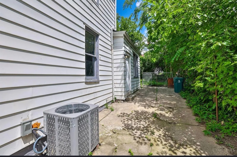 Building Photo - 812 Fairbanks Ave