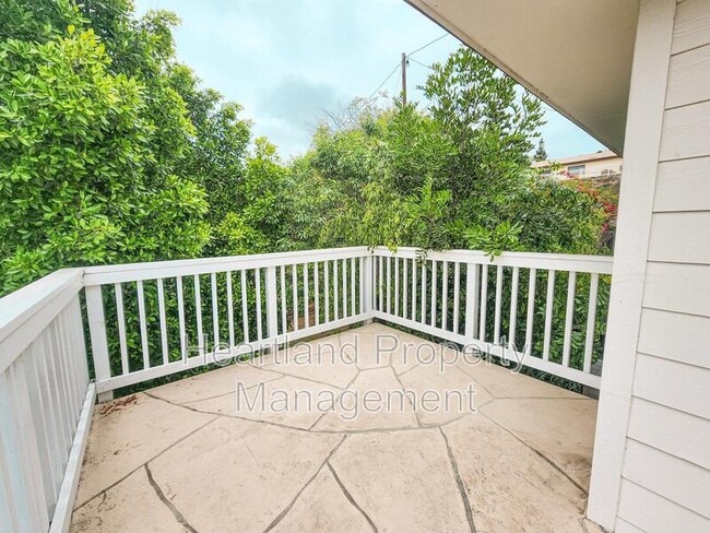 Building Photo - 9617 Tropico Dr