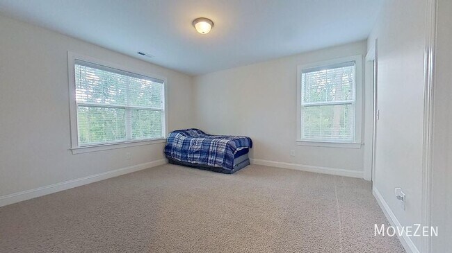 Building Photo - 10101 Belville Oaks Ln