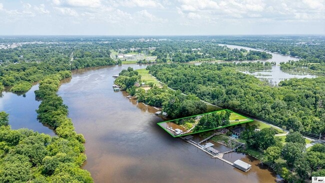 Building Photo - 237 River Oaks Dr
