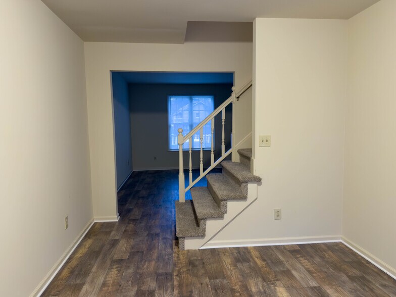 Building Photo - 126 S Court St