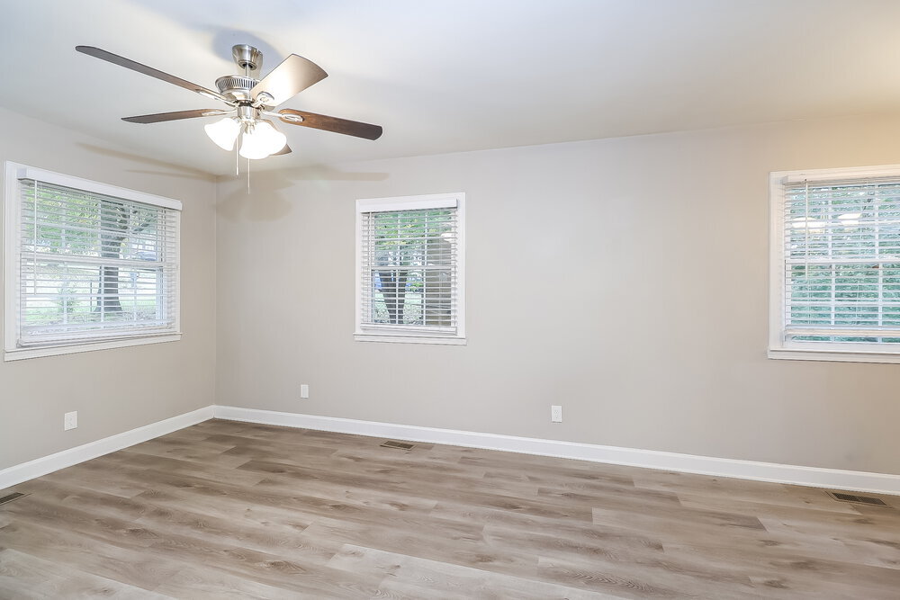 Building Photo - 209 Nila Dawn Ave