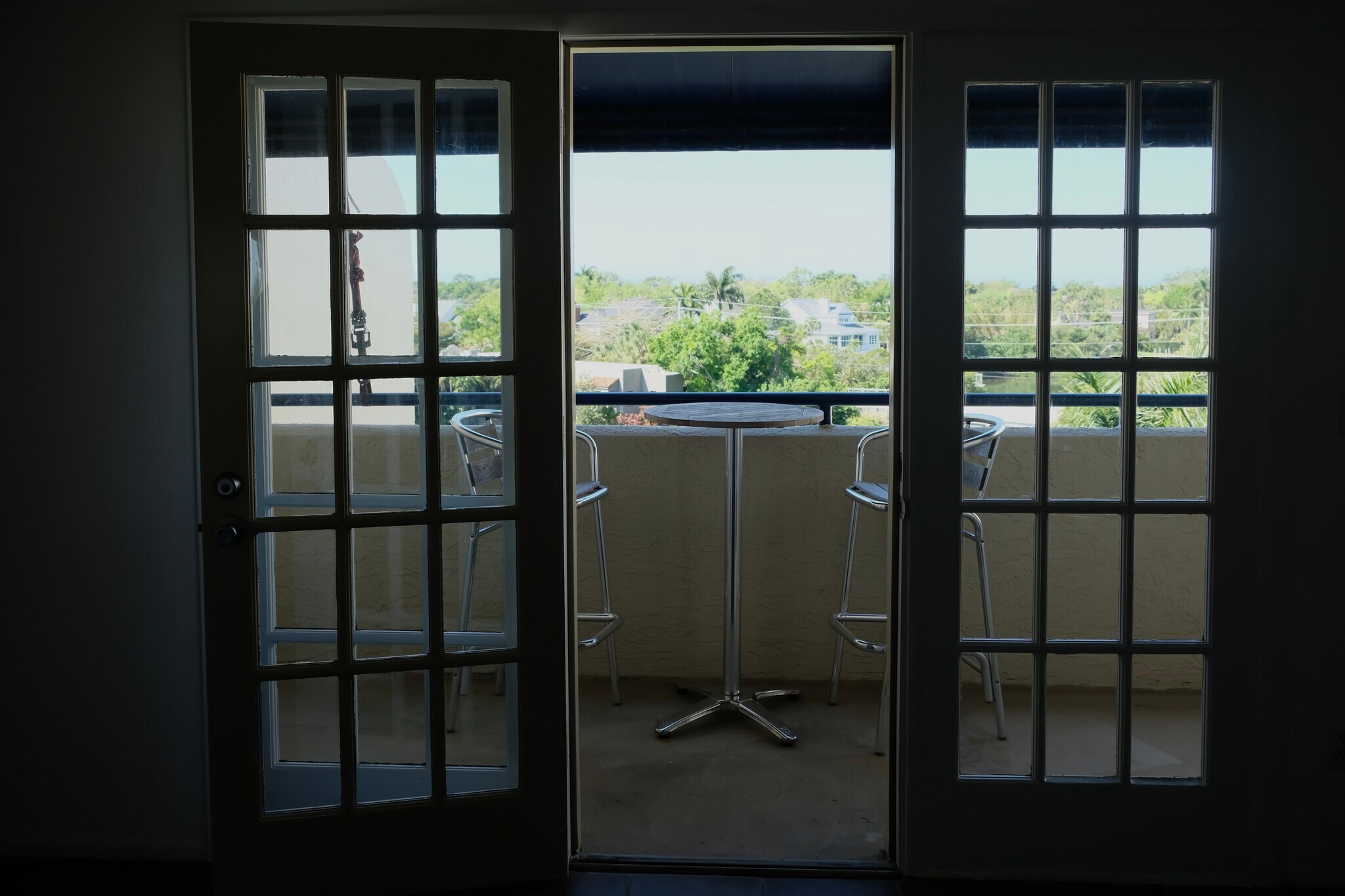 Building Photo - 835 S Osprey Ave