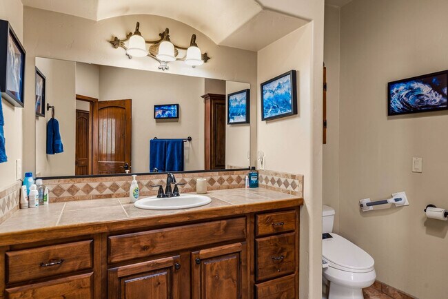 Building Photo - 12705 Chuck Wagon Rd