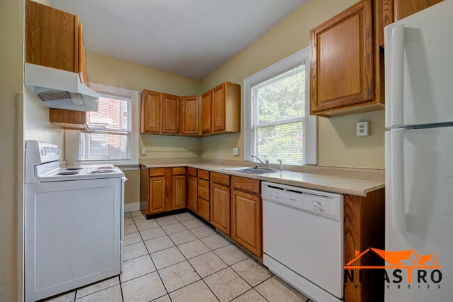 Building Photo - 202 Frambes Ave