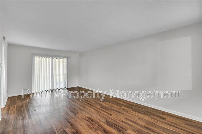 Building Photo - 12510 White Bluff Rd