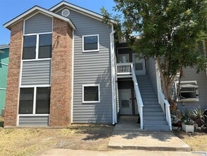 Building Photo - 2415 W Slaughter Ln