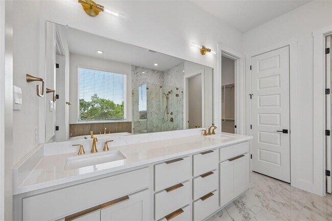 Building Photo - 4908 Turquesa Dr