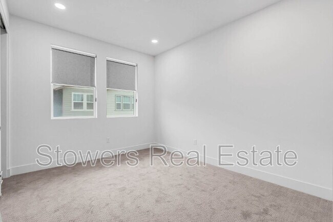 Building Photo - 1416 Julia Ln