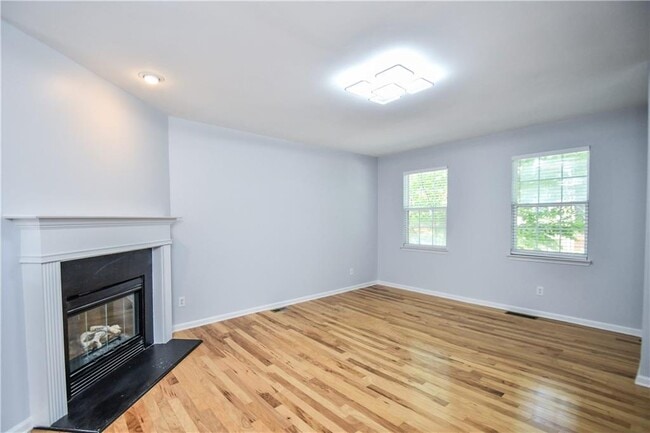 Building Photo - 2201 Landing Walk Dr