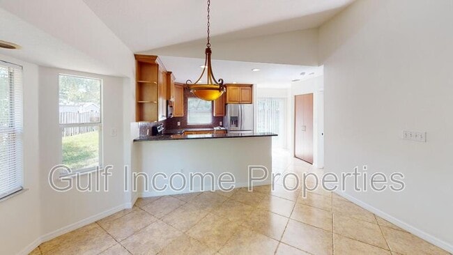 Building Photo - 224 Tarpon Ave